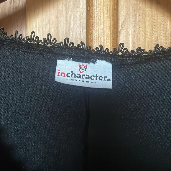 Incharacter Costumes Gothic Vampiress Costume - Picture 5 of 8